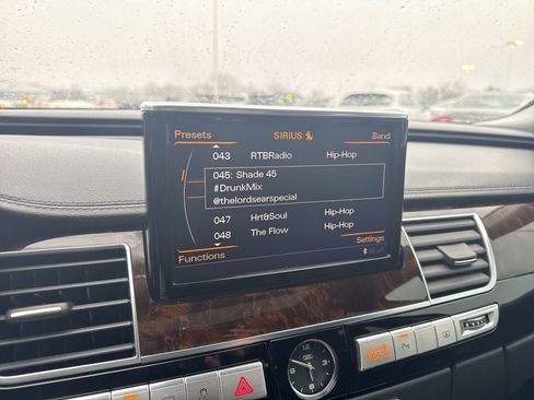 Used 2015 Audi A8 L 4.0T w/ Premium Package image 13