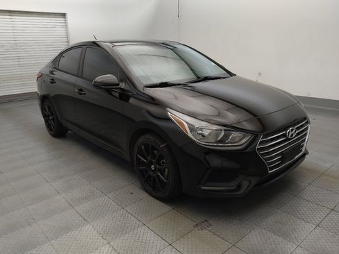 Used 2022 Hyundai Accent SE FWD image 13