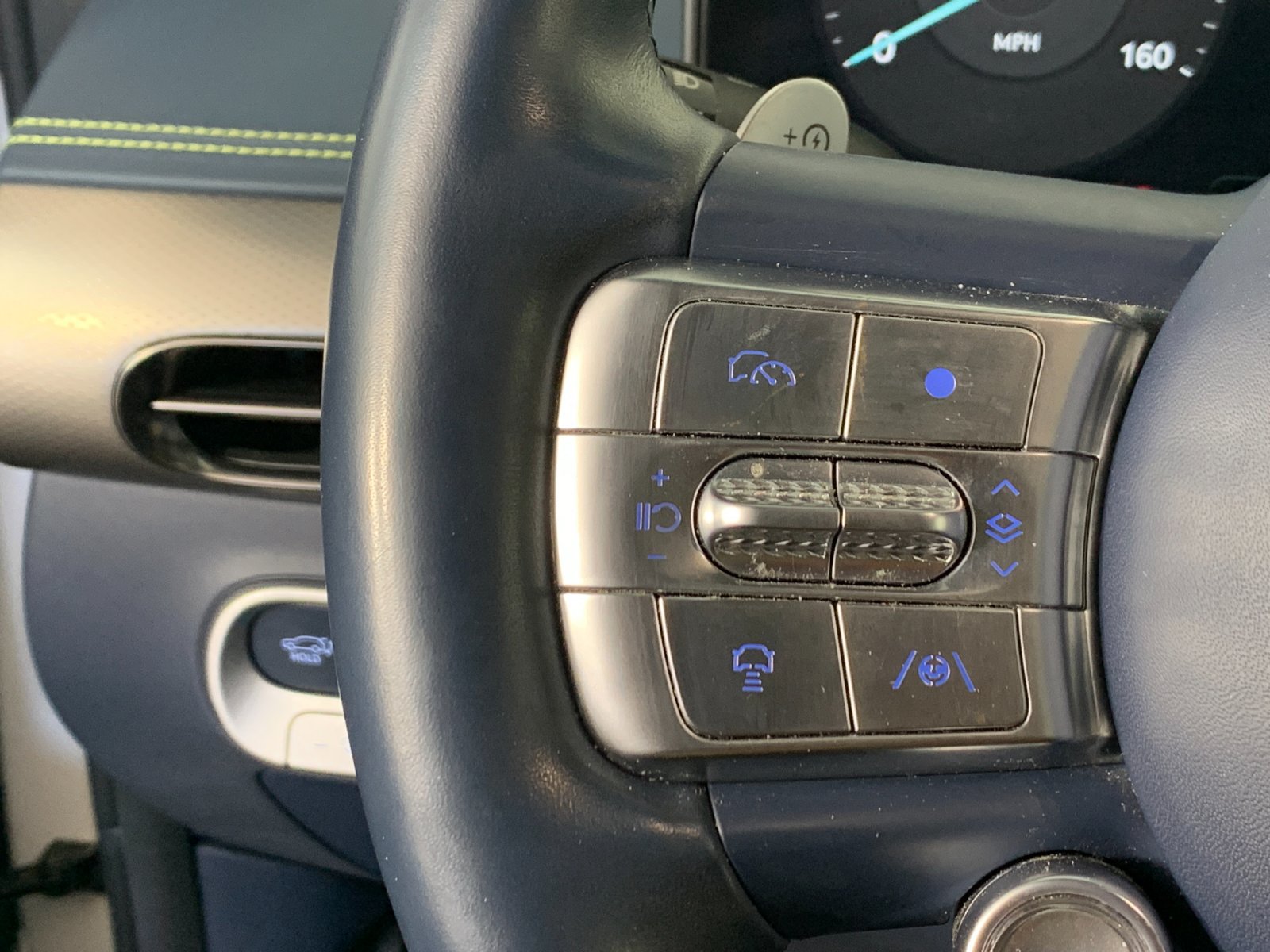 Used 2023 Genesis GV60 Performance AWD/4WD image 18