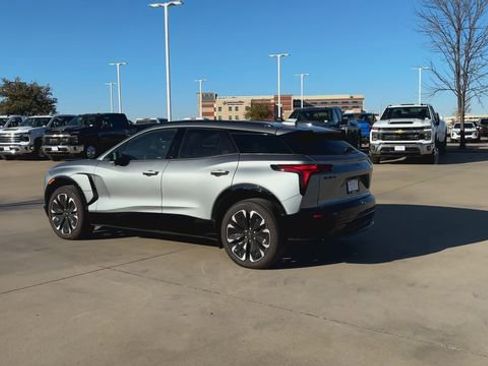 New 2025 Chevrolet Blazer EV RS image 6