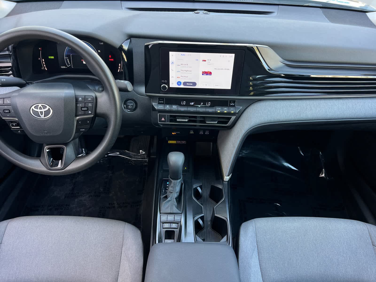 Used 2026 Toyota Camry LE FWD image 4