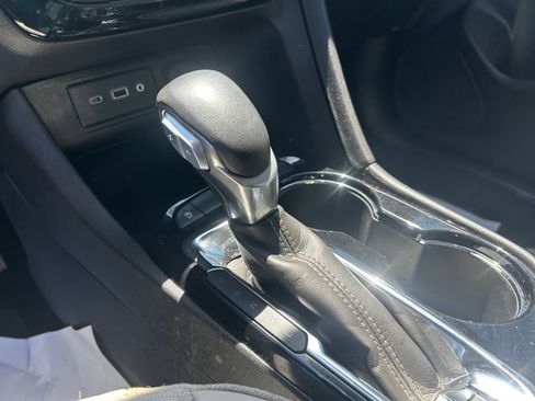 Used 2023 Buick Encore GX Select FWD image 31
