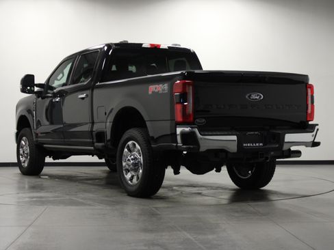 Used 2025 Ford F350 Lariat w/ Lariat Ultimate Package AWD/4WD image 6