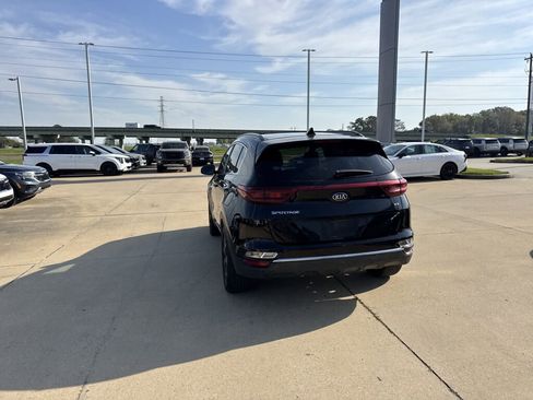 Used 2022 Kia Sportage EX w/ EX Technology Package image 15
