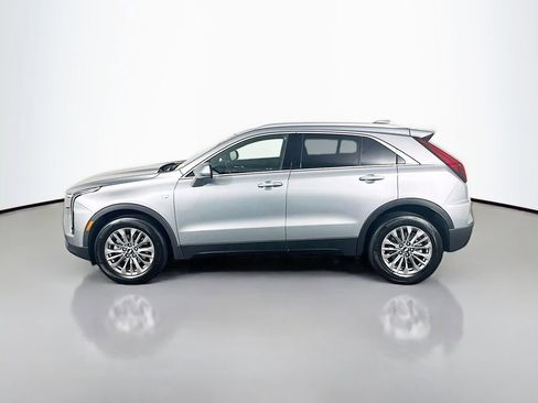 Used 2024 Cadillac XT4 Premium Luxury image 4