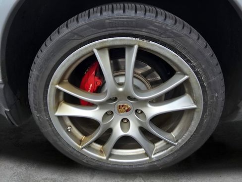 Used 2008 Porsche Cayenne Turbo AWD/4WD image 16