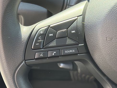 Used 2025 Nissan Versa S w/ S Plus Package FWD image 19