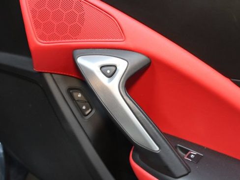 Used 2014 Chevrolet Corvette Stingray Coupe RWD image 9
