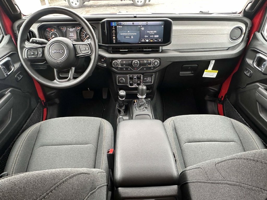 Used 2026 Jeep Wrangler Unlimited Sport AWD/4WD image 13