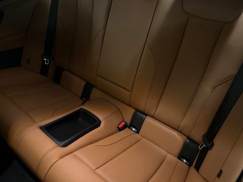 Used 2025 BMW 230i Coupe w/ M Sport Package image 20