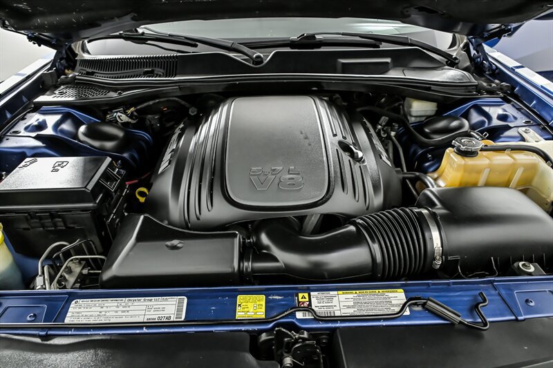 Used 2010 Dodge Challenger R/T w/ Sound Group RWD image 12