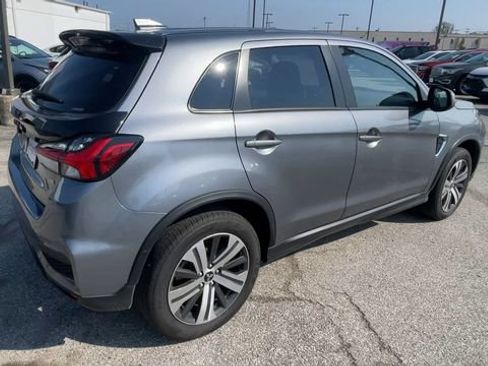 Used 2024 Mitsubishi Outlander Sport SE AWD/4WD image 2