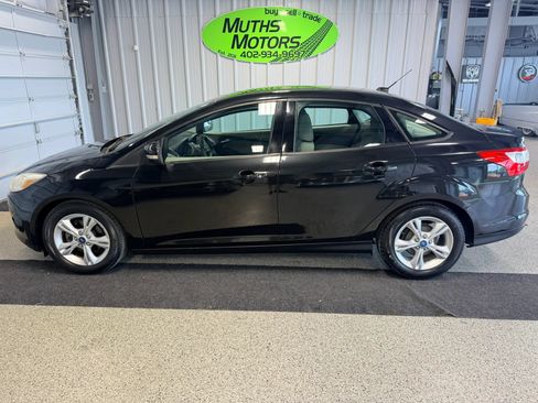 Used 2013 Ford Focus SE FWD image 5