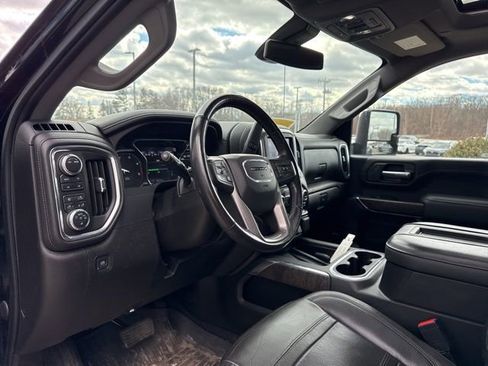 Used 2022 GMC Sierra 3500 Denali image 24