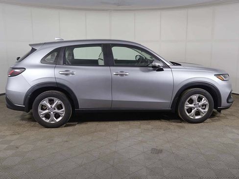 Used 2024 Honda HR-V LX image 11
