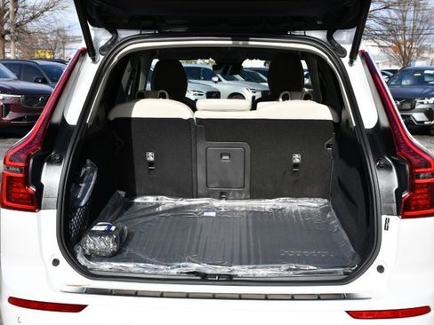 New 2026 Volvo XC60 B5 Ultra w/ Protection Package Premier image 27