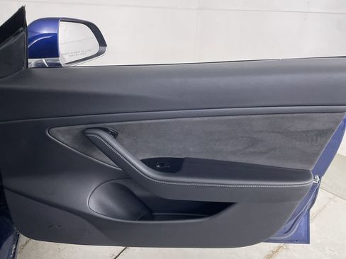 Used 2020 Tesla Model 3 Long Range AWD/4WD image 21