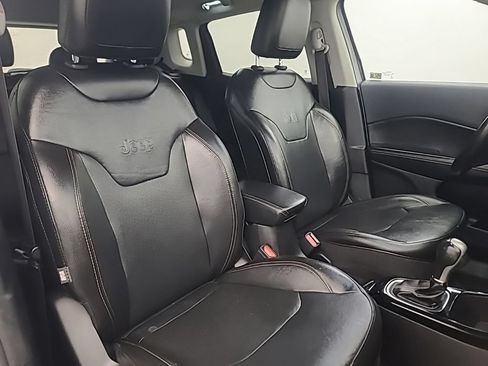 Used 2020 Jeep Compass Limited FWD image 16
