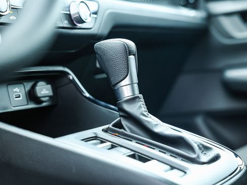 Used 2025 Honda CR-V LX image 30