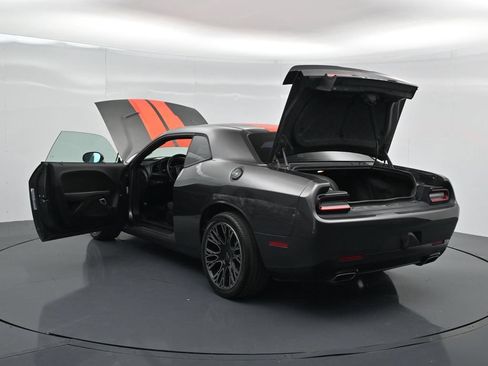 Used 2019 Dodge Challenger SXT w/ Blacktop Package RWD image 45