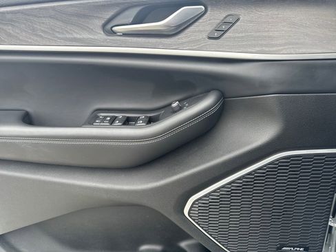 Used 2021 Jeep Grand Cherokee L Limited image 18