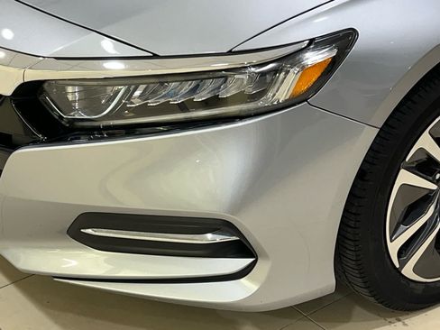 Used 2019 Honda Accord Hybrid image 4