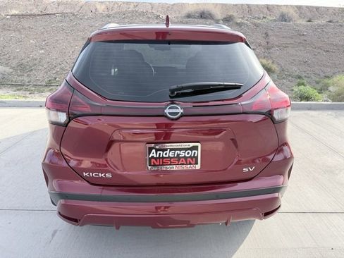 Certified 2024 Nissan Kicks SV image 7