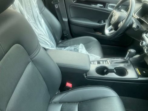 Used 2024 Honda Civic Touring image 5
