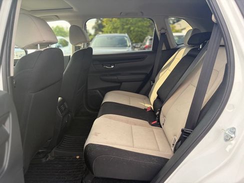 Used 2024 Honda CR-V EX image 11