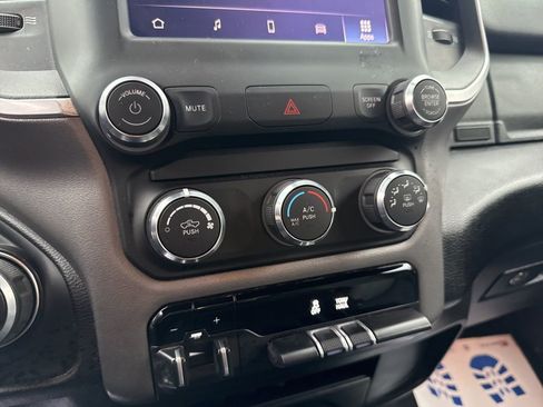 Used 2024 RAM 2500 Big Horn image 29