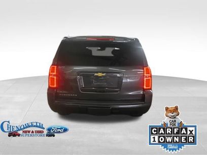 Used 2017 Chevrolet Suburban LT w/ LT Signature Package