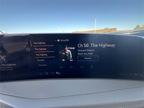 Used 2024 Cadillac XT4 Luxury image 14