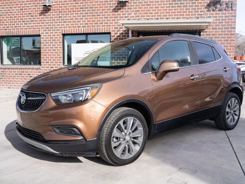 Used 2017 Buick Encore Preferred image 1