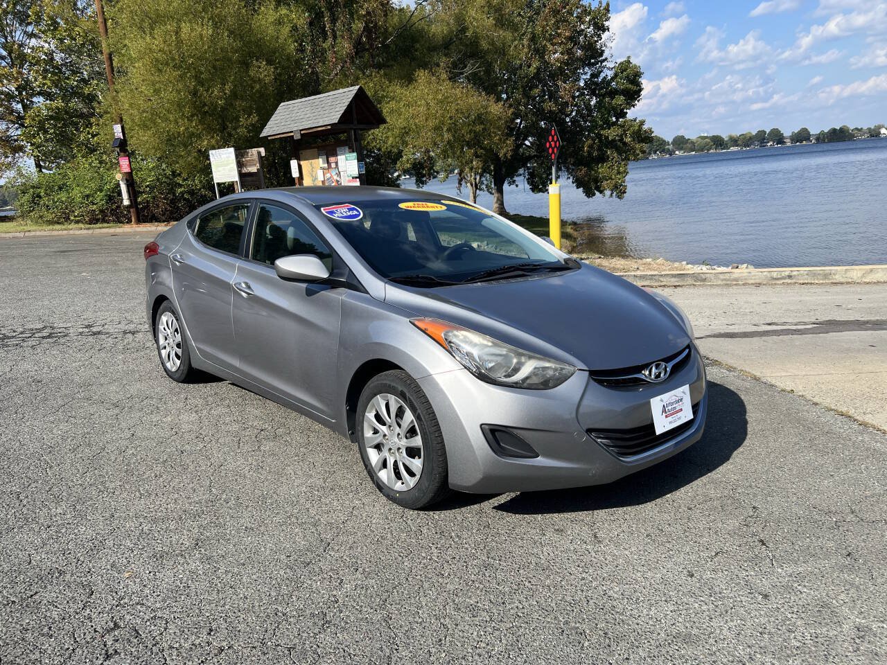 Used 2013 Hyundai Elantra GLS FWD image 1