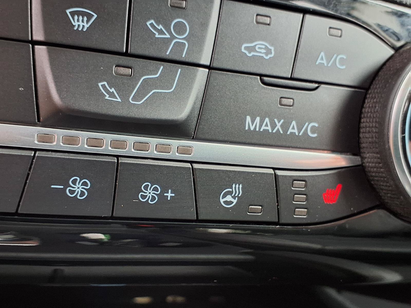 Used 2022 Ford Escape SEL FWD image 10