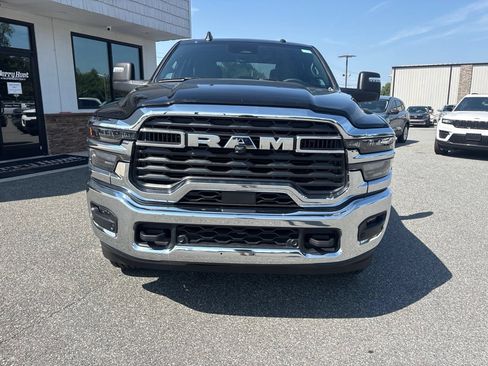 Used 2026 RAM 2500 Big Horn AWD/4WD image 11