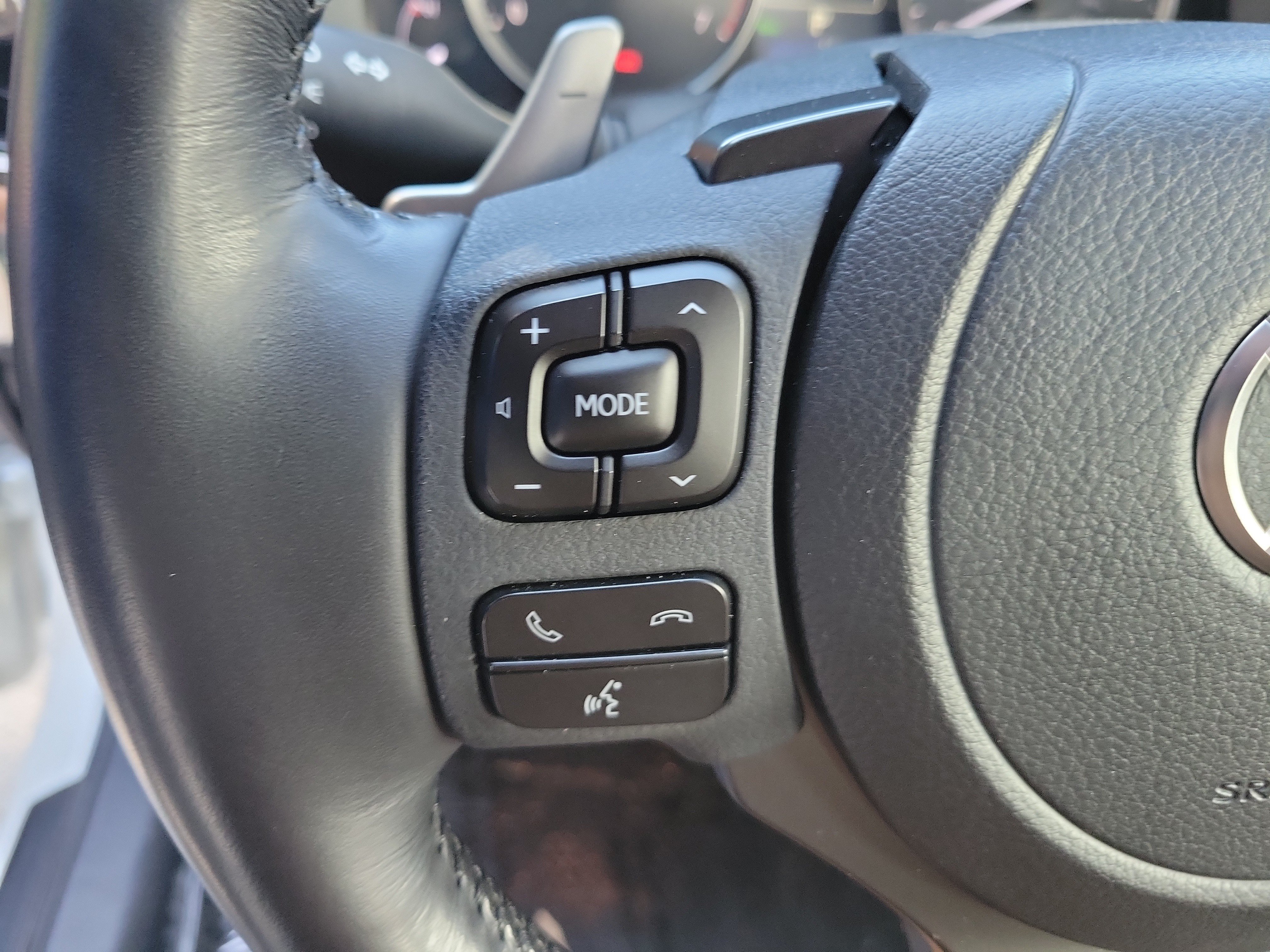 Used 2024 Lexus IS 300 w/ Comfort Package RWD image 25