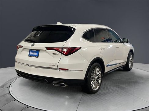 Used 2023 Acura MDX SH-AWD w/ Advance Package image 5