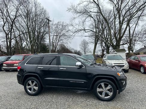 Used 2015 Jeep Grand Cherokee Limited AWD/4WD image 2