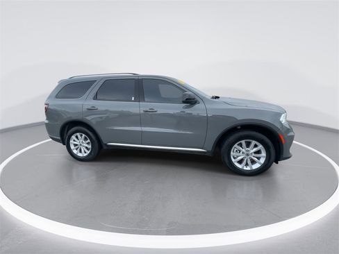 Used 2023 Dodge Durango SXT Launch Edition image 9