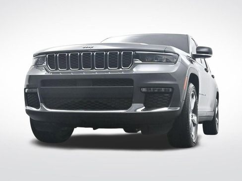 Used 2021 Jeep Grand Cherokee L Limited image 31