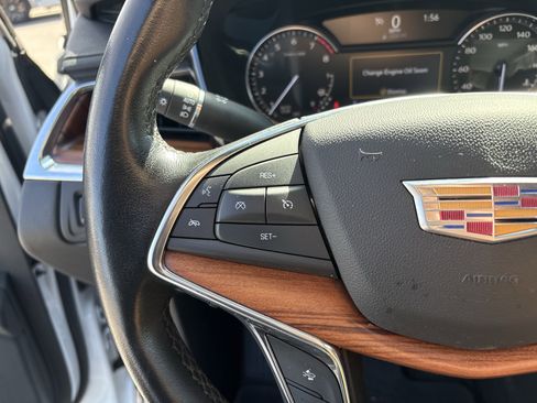 Used 2021 Cadillac XT5 Premium Luxury image 32