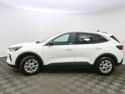 Used 2023 Ford Escape Active AWD/4WD image 6