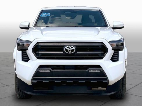 Used 2024 Toyota Tacoma SR5 RWD image 4
