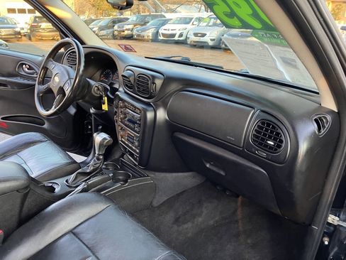 Used 2006 Chevrolet TrailBlazer LT image 25