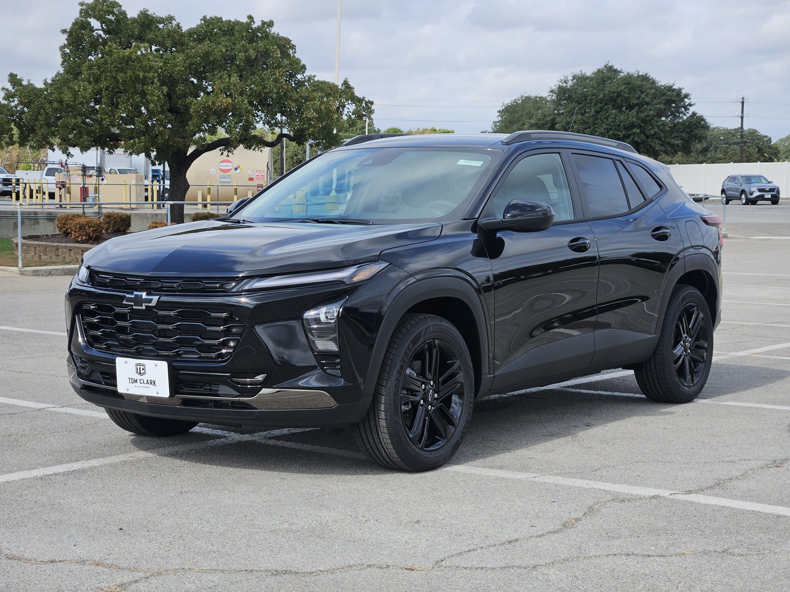 New 2026 Chevrolet Trax ACTIV w/ Driver Confidence Package FWD image 2