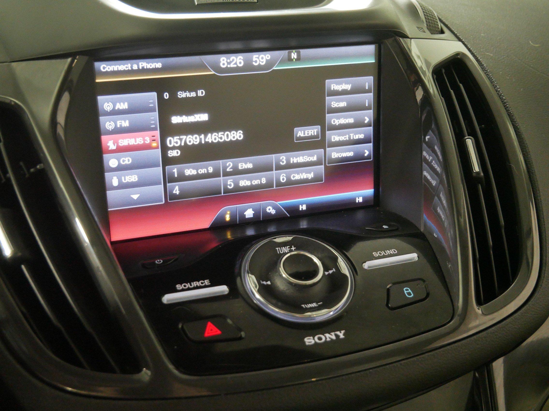 Used 2014 Ford Escape Titanium w/ Equipment Group 401A AWD/4WD image 22