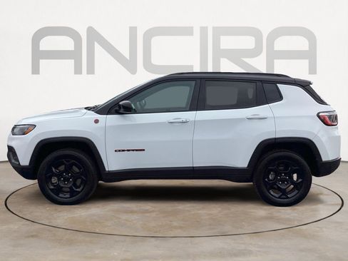 Used 2023 Jeep Compass Trailhawk AWD/4WD image 11