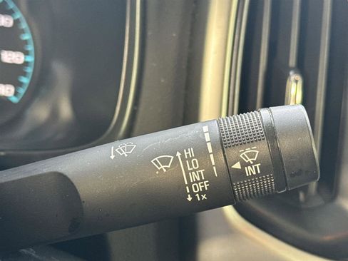 Used 2022 Chevrolet Colorado LT w/ LT Convenience Package image 26