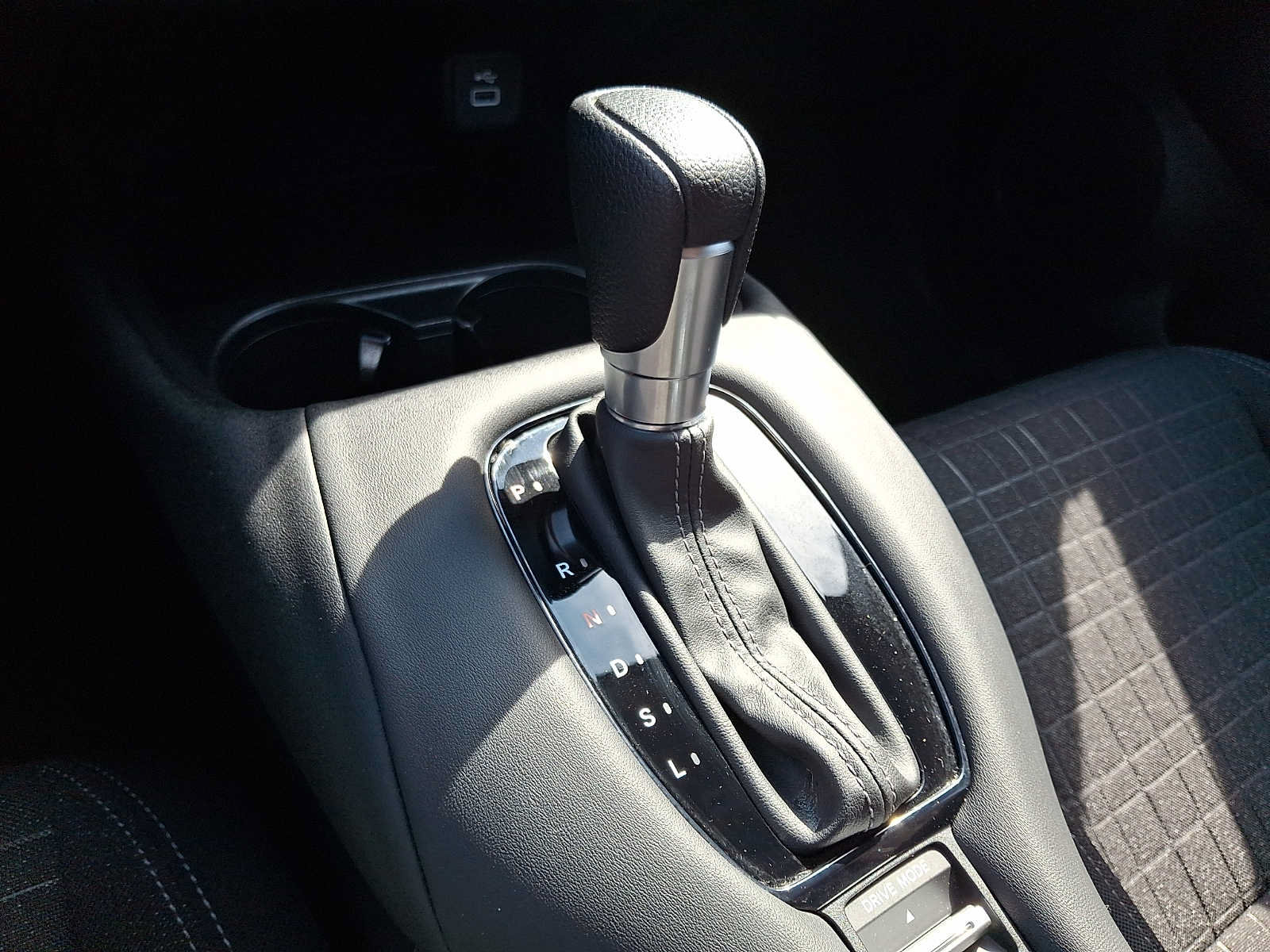 Certified 2024 Honda HR-V LX image 14
